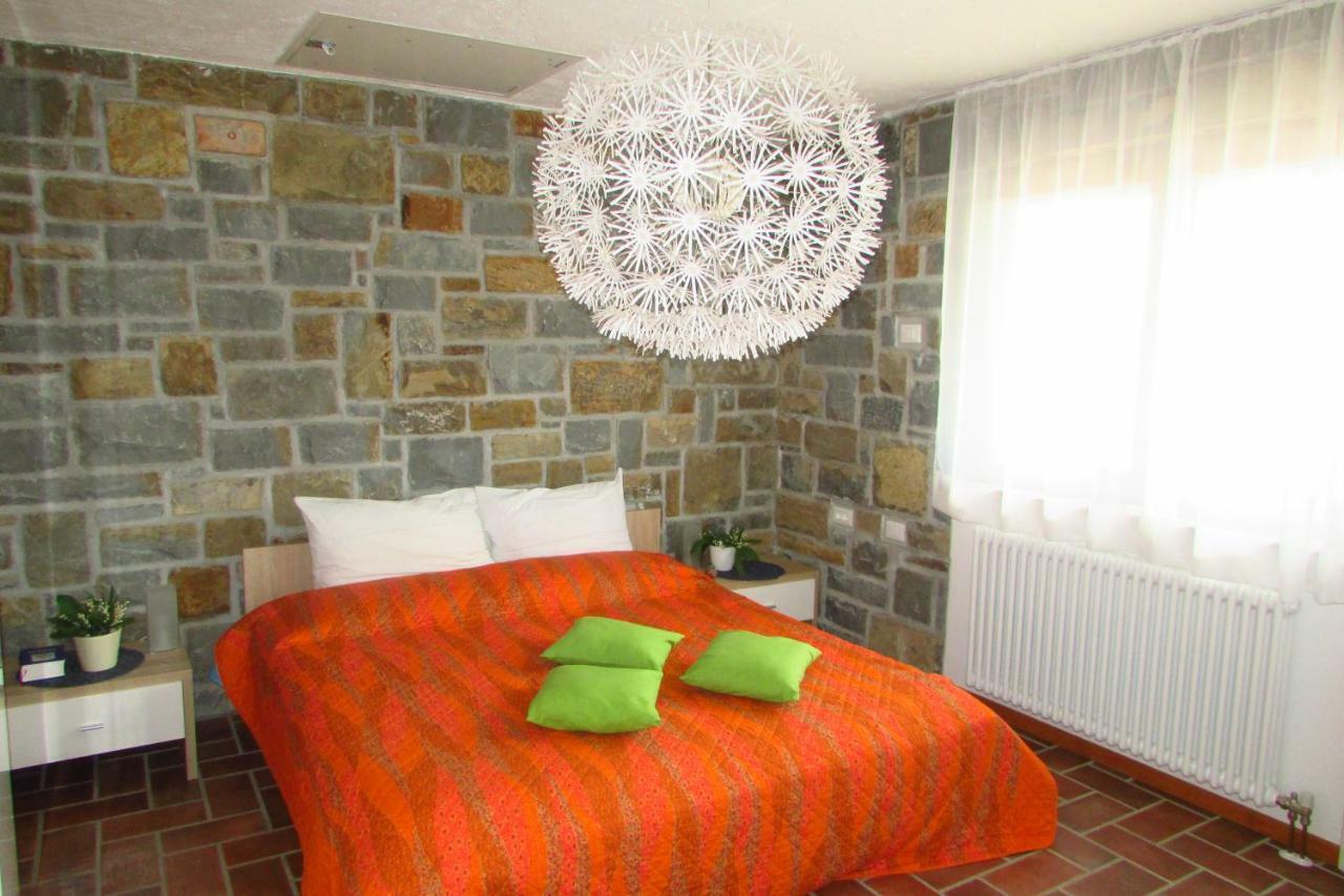Holiday House Ida Marezige Exterior foto